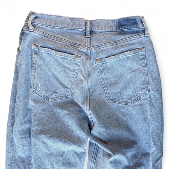 Abercrombie Curve Love Asymmetrical Waist Dad Jeans Light Wash 6 Short - Picture 10 of 14